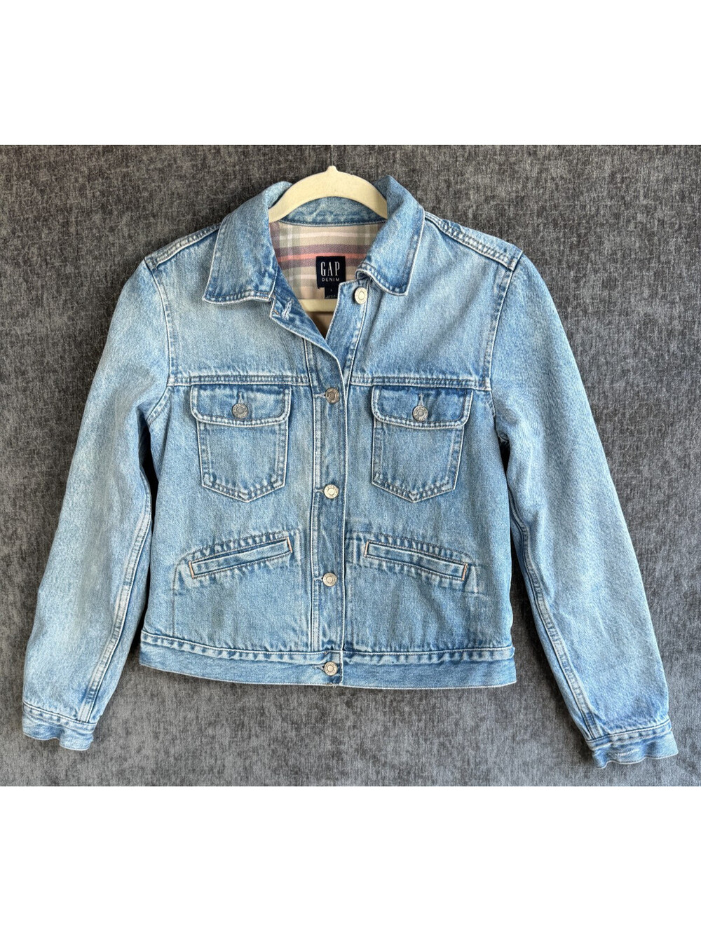 Womens Sz Small GAP DENIM Trucker Jeans Jacket Metal Buttons Lined